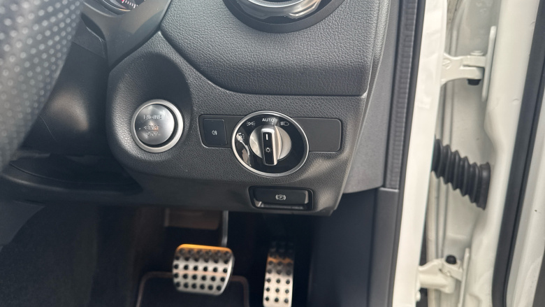 Mercedes-Benz GLA 200 AMG Line Premium 5dr Auto Petrol Hatchback